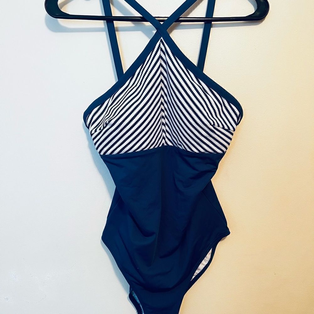 Moontide Bound X-Shape One Piece Swimsuit Women’s 8